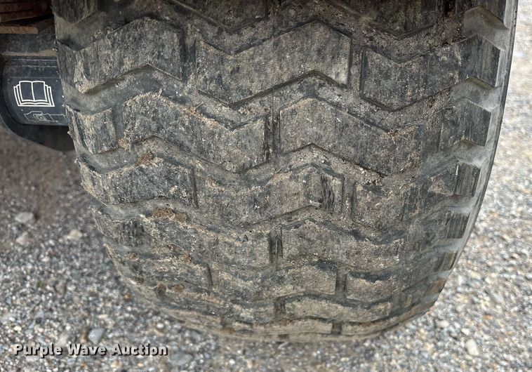 image for item DY0562 2004 Toro 7361 utility vehicle