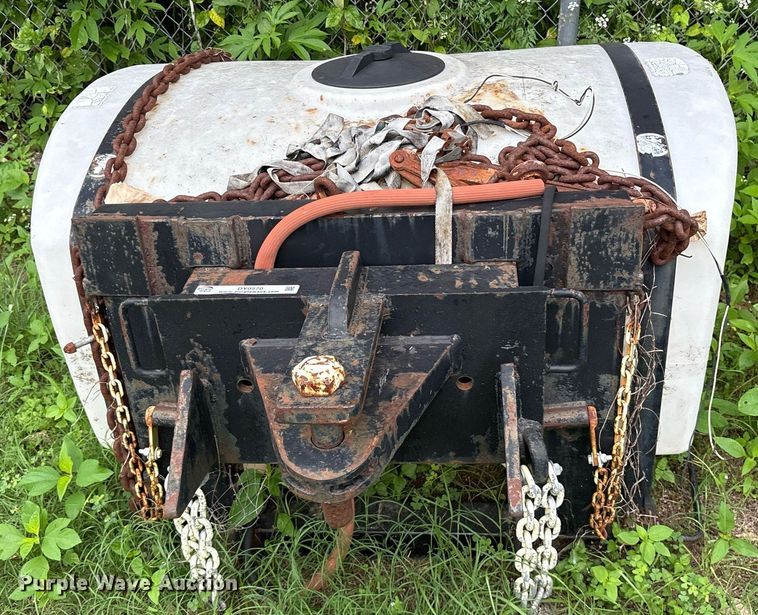 image for item DY0570 Poly tank