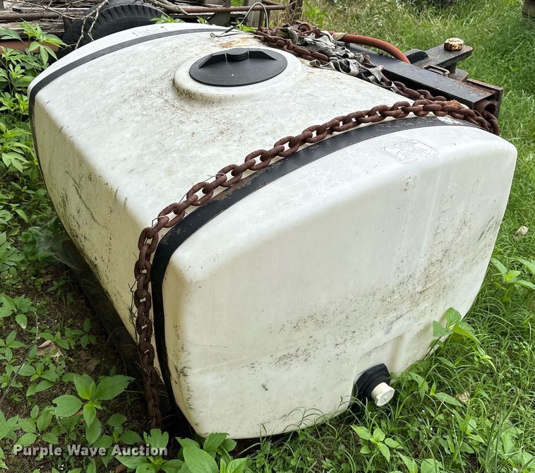 image for item DY0570 Poly tank