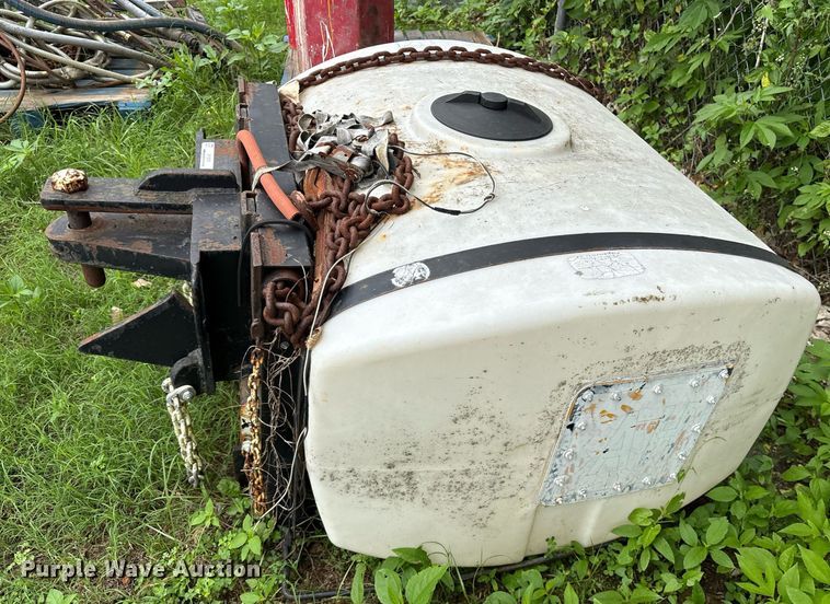 image for item DY0570 Poly tank