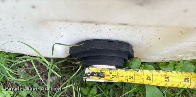 image for item DY0570 Poly tank