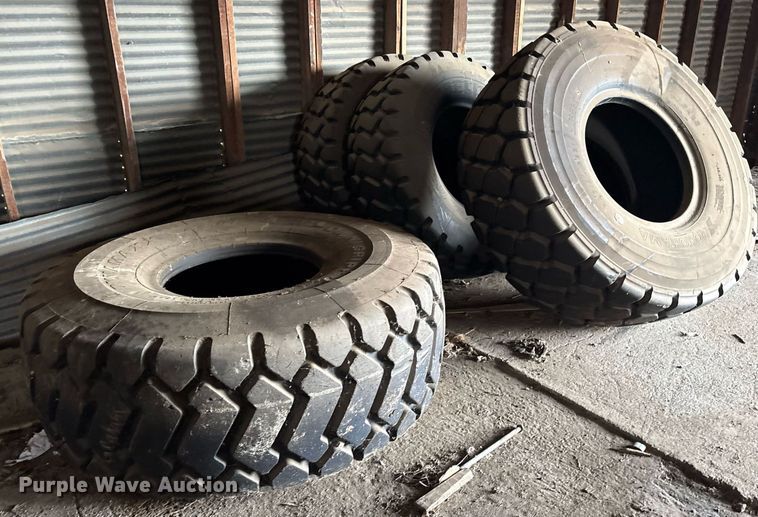 image for item DY0571 (5) tires