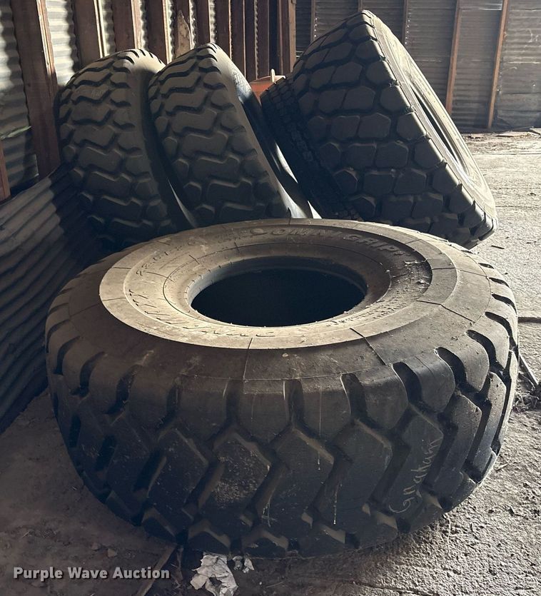 image for item DY0571 (5) tires