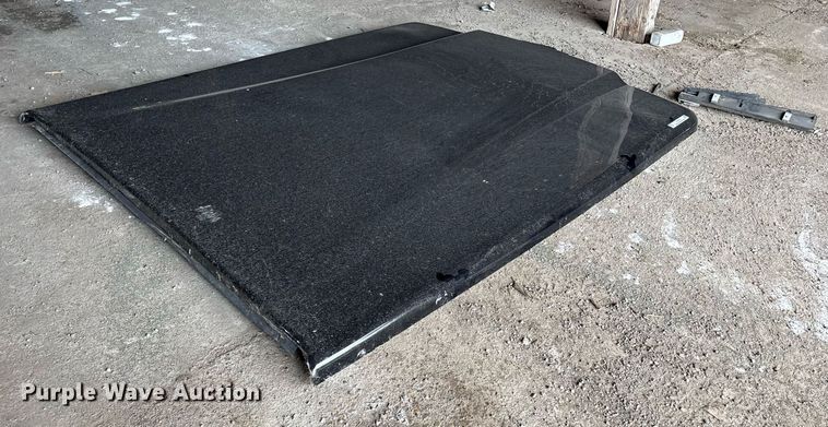 image for item DY0572 Undercover Truck hero bed cover