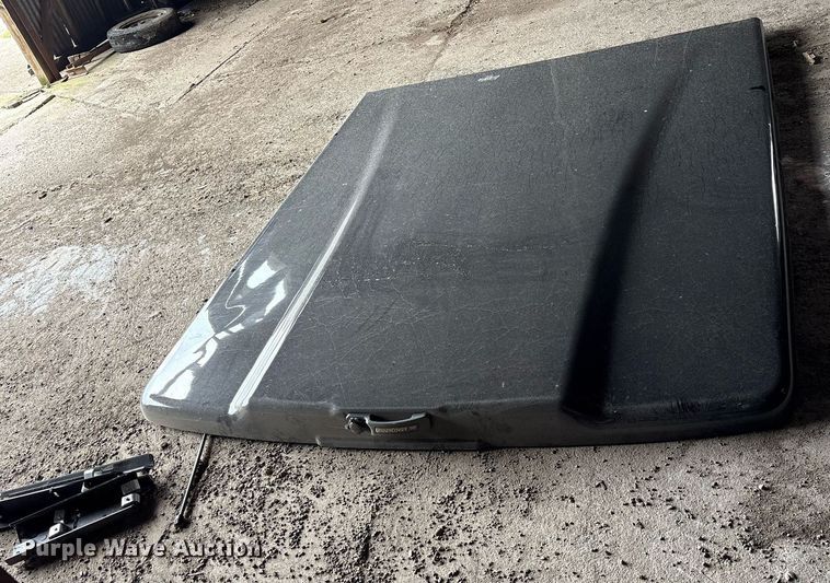 image for item DY0572 Undercover Truck hero bed cover