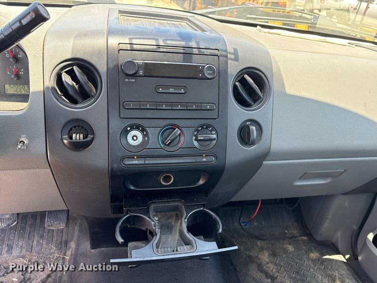 image for item DY0595 2007 Ford F150 pickup truck