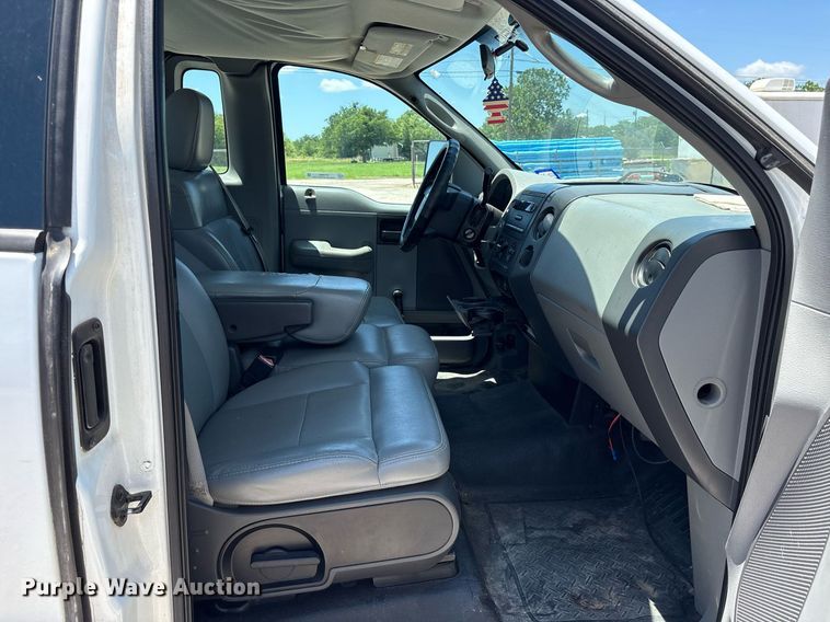 image for item DY0595 2007 Ford F150 pickup truck