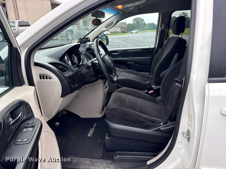 image for item DY0606 2012 Dodge Grand Caravan van