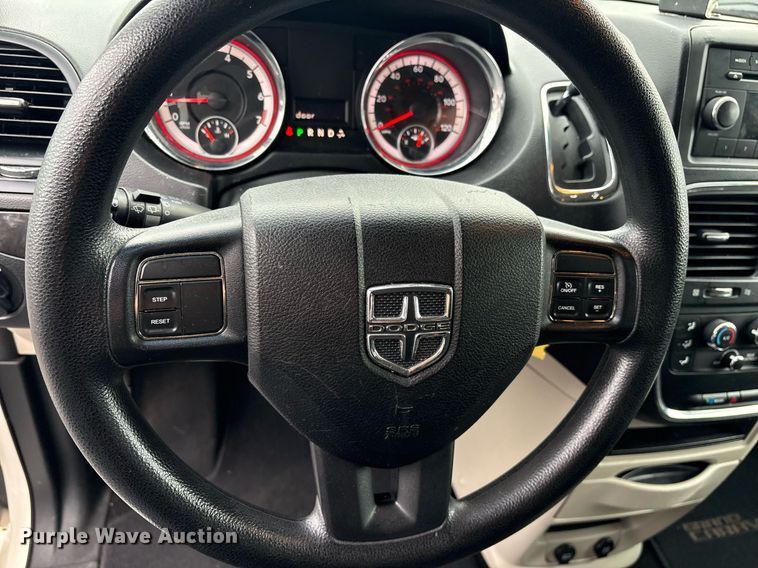 image for item DY0606 2012 Dodge Grand Caravan van