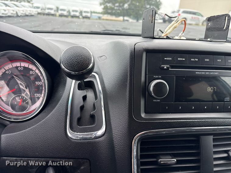 image for item DY0606 2012 Dodge Grand Caravan van