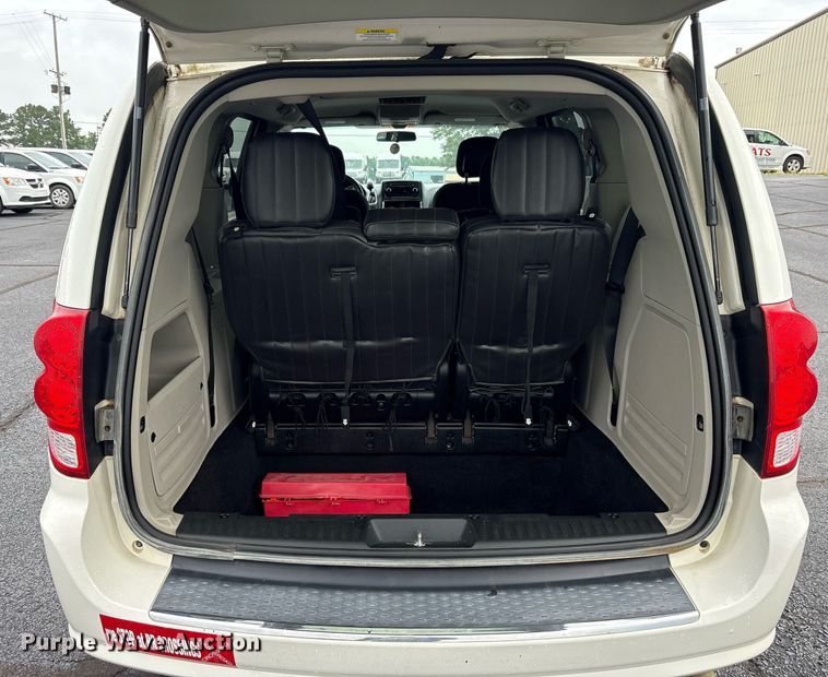 image for item DY0606 2012 Dodge Grand Caravan van