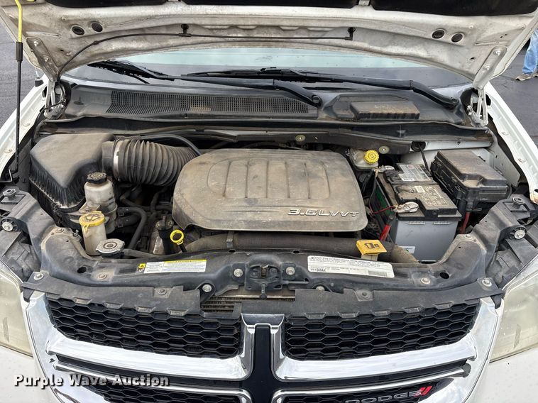 image for item DY0606 2012 Dodge Grand Caravan van