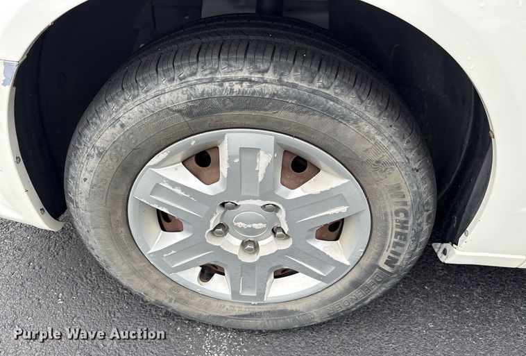 image for item DY0606 2012 Dodge Grand Caravan van