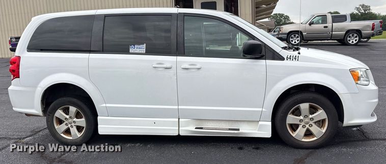 image for item DY0607 2018 Dodge Grand Caravan handicap accessible van