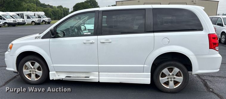 image for item DY0607 2018 Dodge Grand Caravan handicap accessible van
