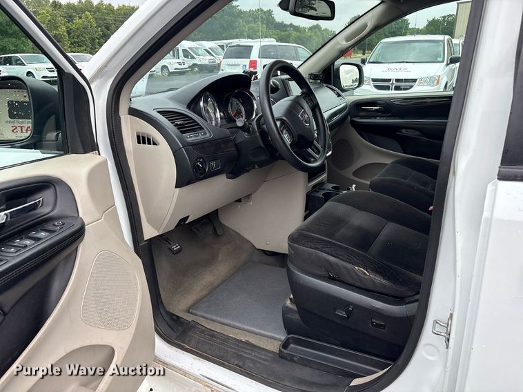 image for item DY0607 2018 Dodge Grand Caravan handicap accessible van