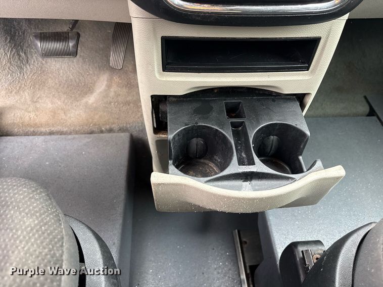 image for item DY0607 2018 Dodge Grand Caravan handicap accessible van