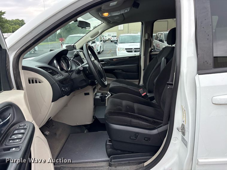 image for item DY0608 2017 Dodge Grand Caravan handicap accessible van
