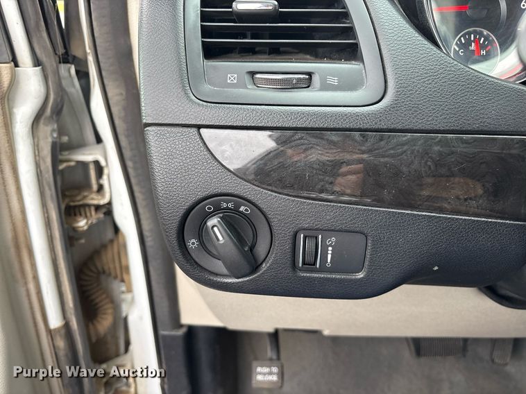 image for item DY0608 2017 Dodge Grand Caravan handicap accessible van