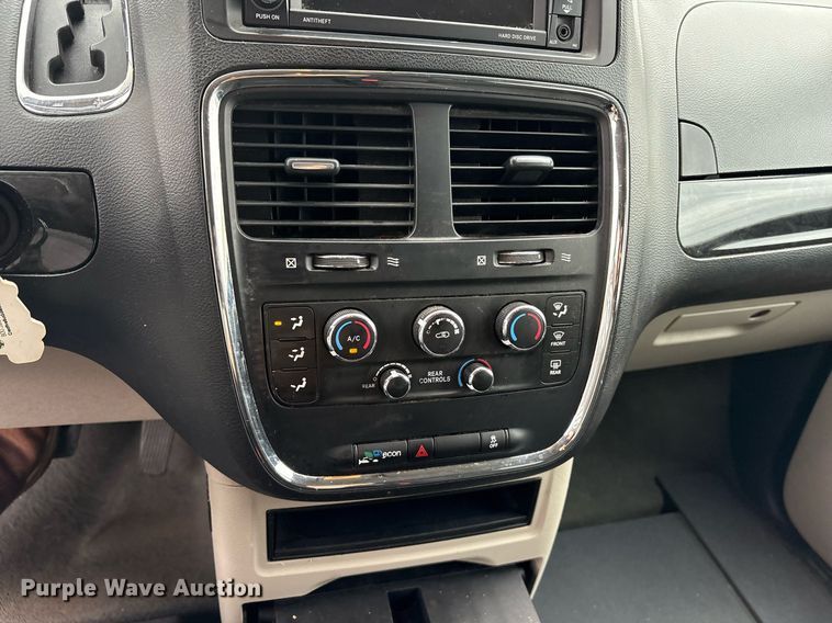 image for item DY0608 2017 Dodge Grand Caravan handicap accessible van