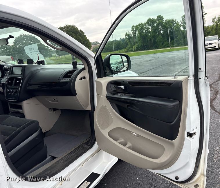 image for item DY0608 2017 Dodge Grand Caravan handicap accessible van