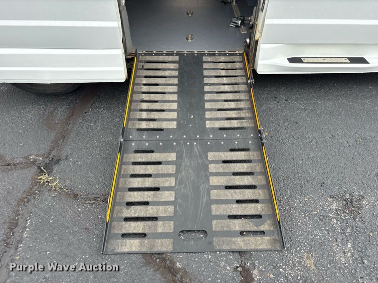 image for item DY0608 2017 Dodge Grand Caravan handicap accessible van