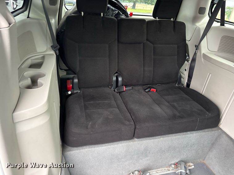 image for item DY0609 2017 Dodge Grand Caravan handicap accessible van