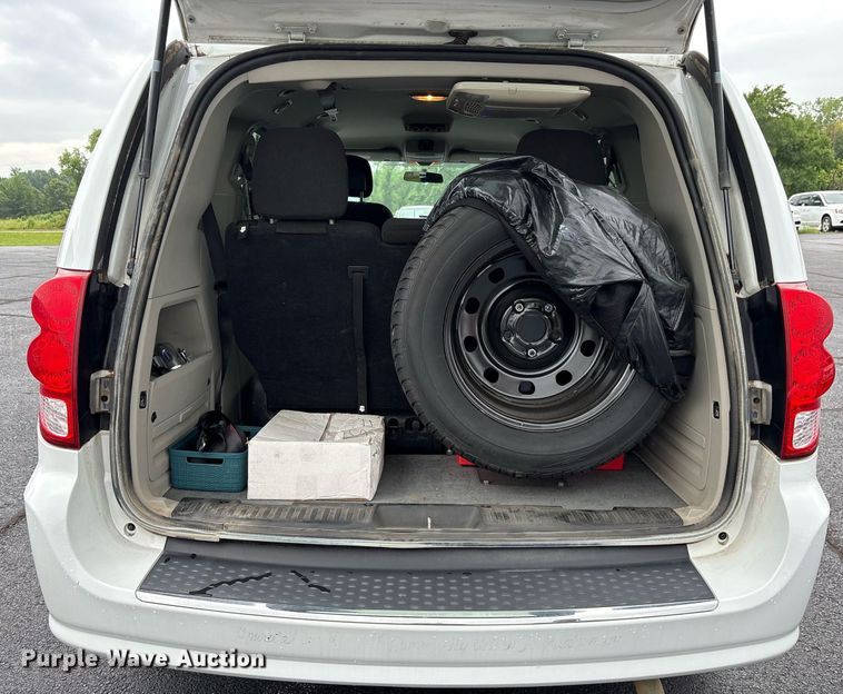 image for item DY0609 2017 Dodge Grand Caravan handicap accessible van