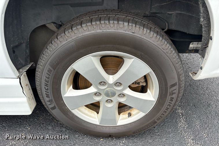 image for item DY0609 2017 Dodge Grand Caravan handicap accessible van