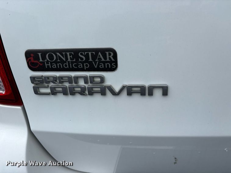 image for item DY0610 2018 Dodge Grand Caravan handicap accessible van