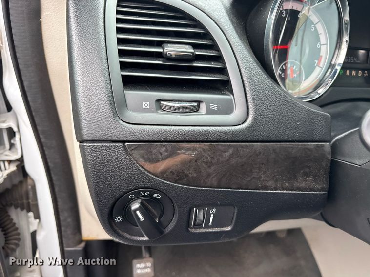 image for item DY0610 2018 Dodge Grand Caravan handicap accessible van