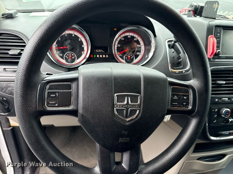 image for item DY0610 2018 Dodge Grand Caravan handicap accessible van