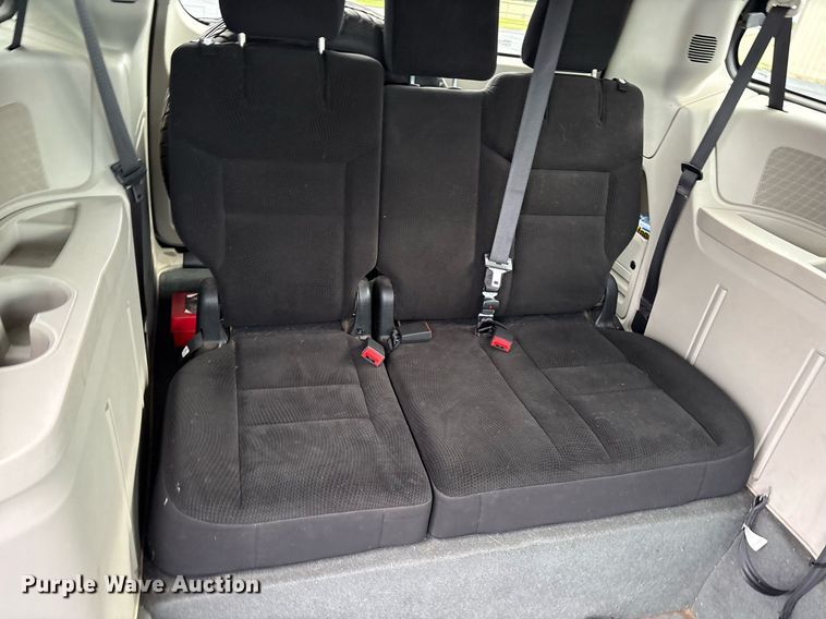 image for item DY0610 2018 Dodge Grand Caravan handicap accessible van