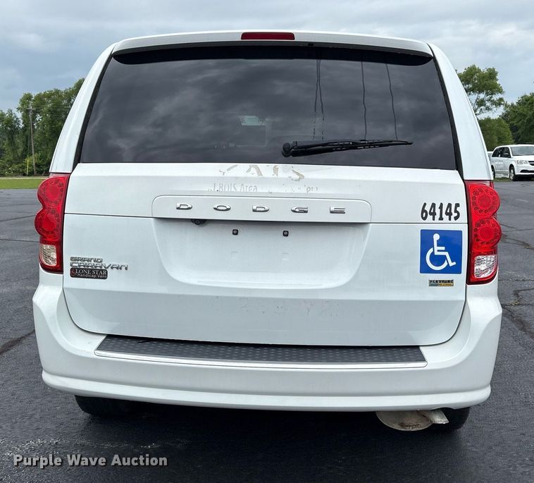 image for item DY0611 2018 Dodge Grand Caravan handicap accessible van