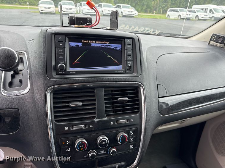 image for item DY0611 2018 Dodge Grand Caravan handicap accessible van