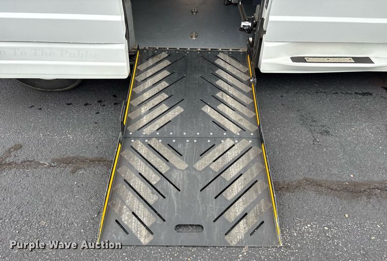 image for item DY0611 2018 Dodge Grand Caravan handicap accessible van