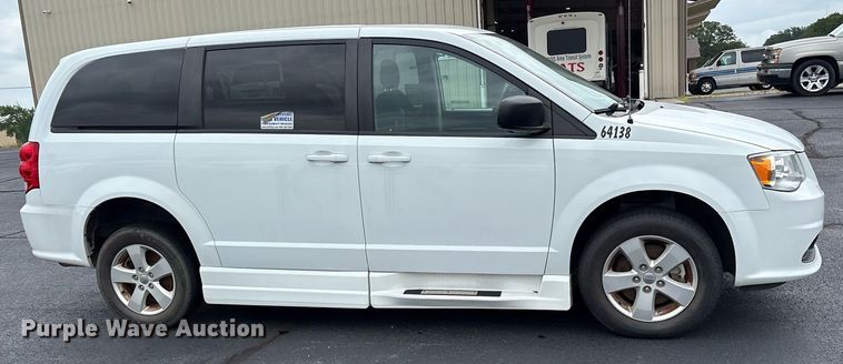 image for item DY0612 2018 Dodge Grand Caravan handicap accessible van