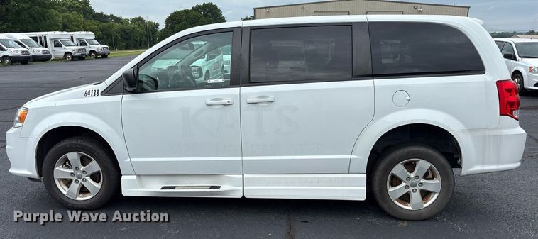 image for item DY0612 2018 Dodge Grand Caravan handicap accessible van