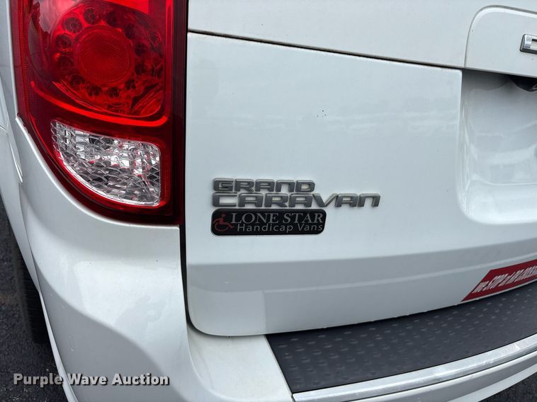 image for item DY0612 2018 Dodge Grand Caravan handicap accessible van