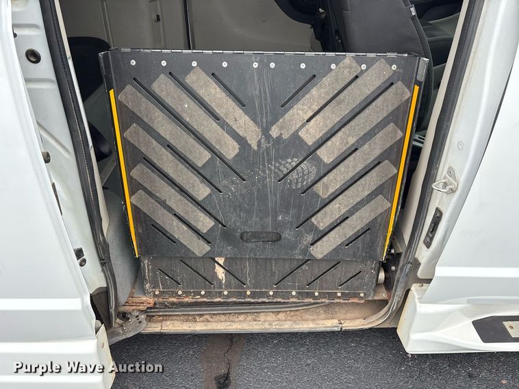 image for item DY0612 2018 Dodge Grand Caravan handicap accessible van