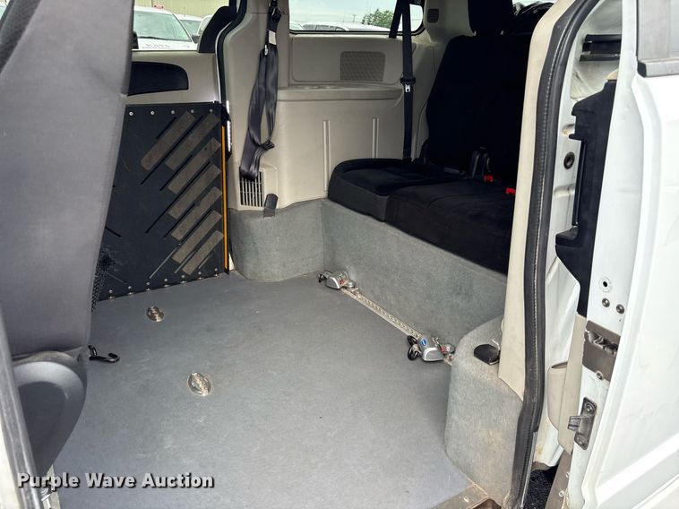 image for item DY0612 2018 Dodge Grand Caravan handicap accessible van
