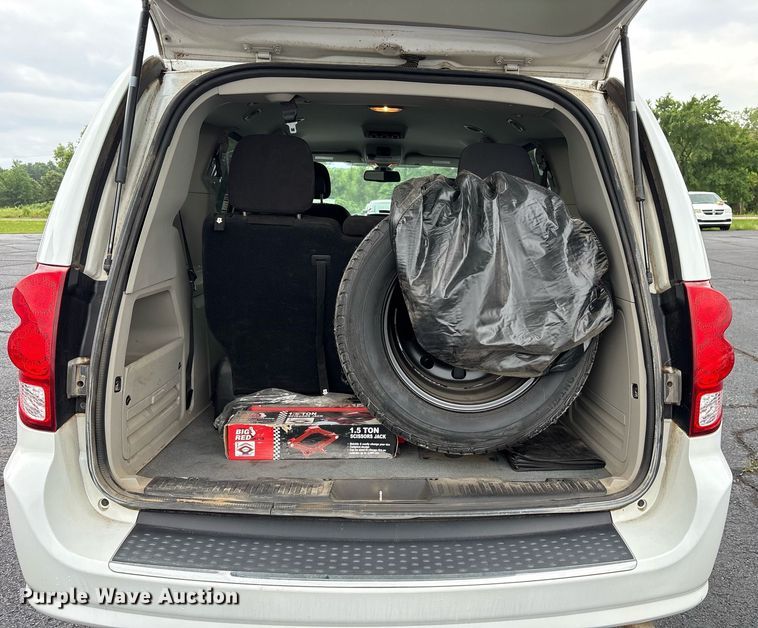 image for item DY0612 2018 Dodge Grand Caravan handicap accessible van