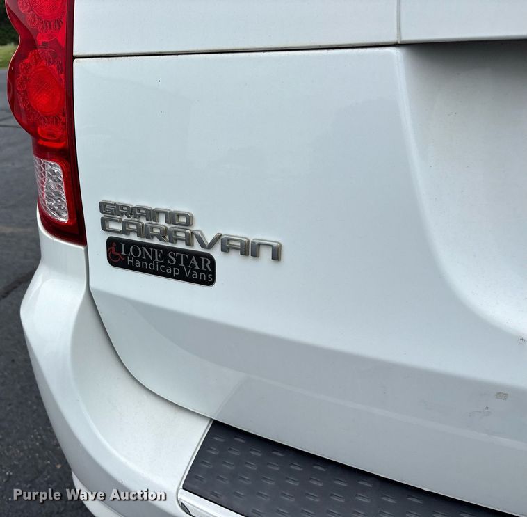 image for item DY0613 2018 Dodge Grand Caravan handicap accessible van