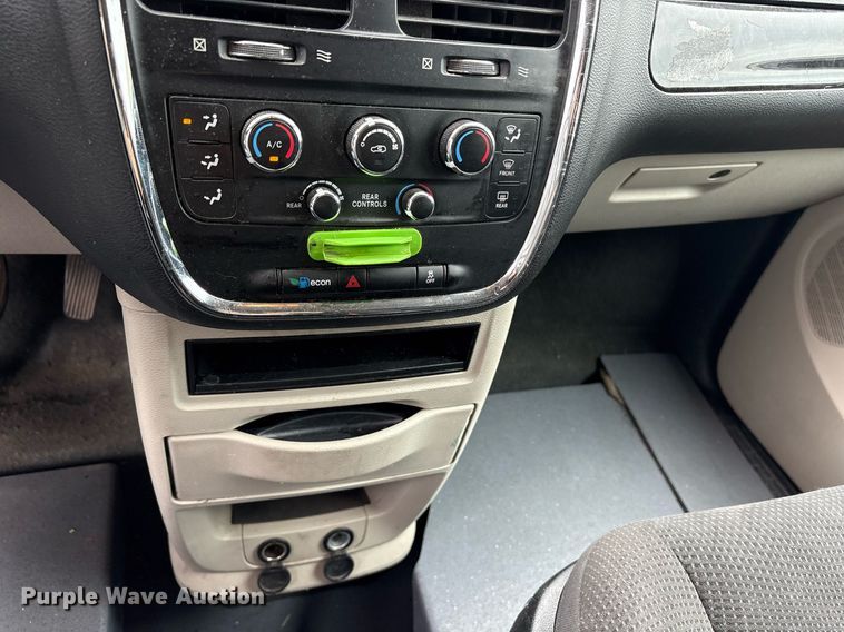 image for item DY0613 2018 Dodge Grand Caravan handicap accessible van