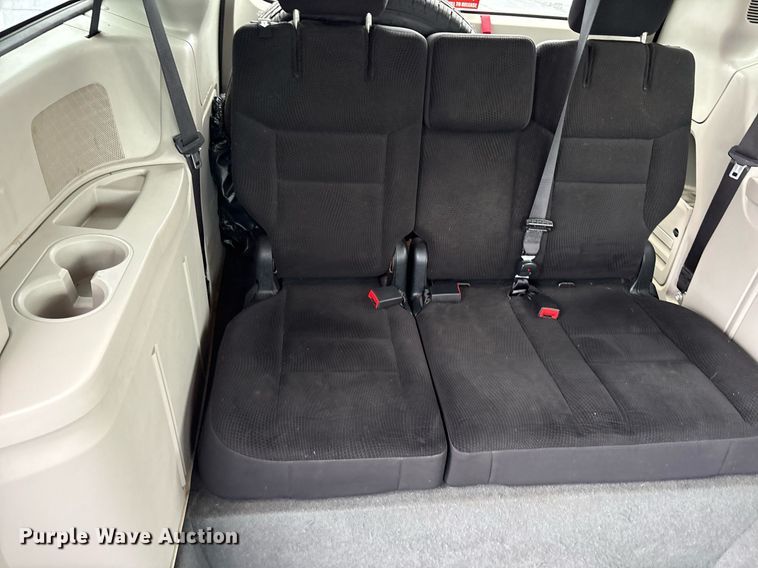 image for item DY0613 2018 Dodge Grand Caravan handicap accessible van