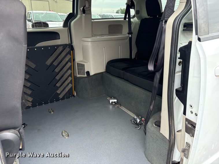 image for item DY0613 2018 Dodge Grand Caravan handicap accessible van