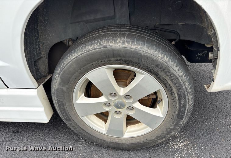 image for item DY0613 2018 Dodge Grand Caravan handicap accessible van