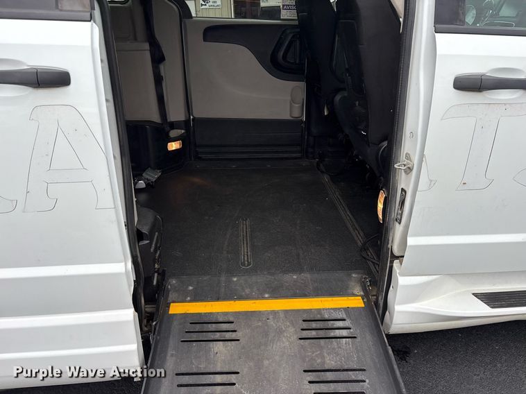image for item DY0614 2019 Dodge Grand Caravan handicap accessible van