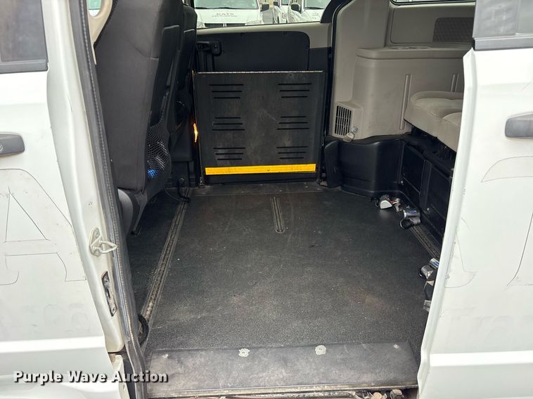 image for item DY0614 2019 Dodge Grand Caravan handicap accessible van