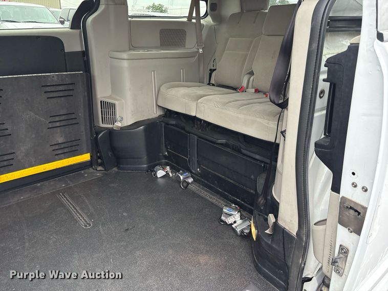 image for item DY0614 2019 Dodge Grand Caravan handicap accessible van